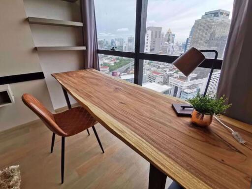 1 bed Condo in Ashton Chula - Silom Mahaphruettharam Sub District C019013