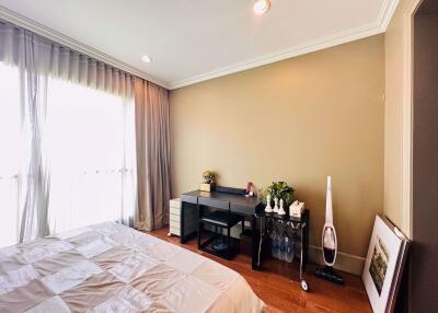 1 bed Condo in The Address Chidlom Lumphini Sub District C019008