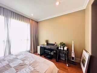 1 bed Condo in The Address Chidlom Lumphini Sub District C019008