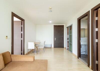 2 bed Condo in Rhythm Ratchada Samsennok Sub District C019007