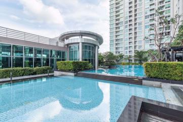 2 bed Condo in Rhythm Ratchada Samsennok Sub District C019007