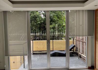 3 bed House in The Lofts Sathorn Yan Nawa District H018995