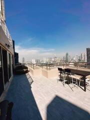 3 bed Duplex in Watermark Chaophraya Khlong Ton Sai Sub District D018991