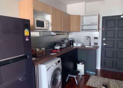 1 bed Condo in President Place Pathum Wan District C018970