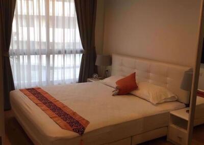 2 bed Condo in Downtown Forty Nine Khlong Tan Nuea Sub District C018930