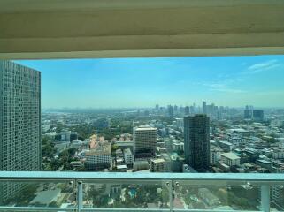 3 bed Condo in Sathorn Gardens Thungmahamek Sub District C018928