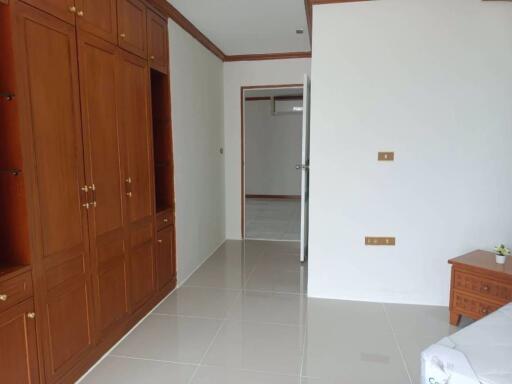 2 bed Condo in The Waterford Park Sukhumvit 53 Khlong Tan Nuea Sub District C018925