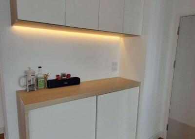 2 bed Condo in Lumpini Place Ratchada-Sathu Chong Nonsi Sub District C018921