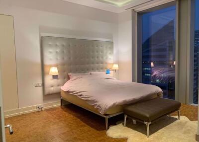 2 bed Condo in The Ritz-Carlton Residences at MahaNakhon Bang Rak District C018917