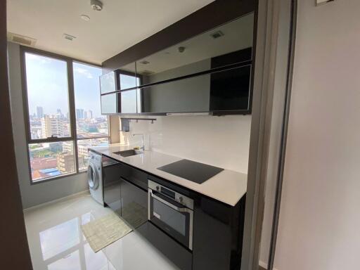 2 bed Condo in The Room Sathorn-St.Louis Thung Wat Don Sub District C018904