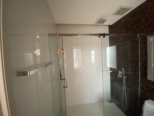 2 bed Condo in The Room Sathorn-St.Louis Thung Wat Don Sub District C018904