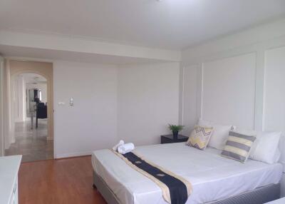 2 bed Condo in The Waterford Park Sukhumvit 53 Khlong Tan Nuea Sub District C018902