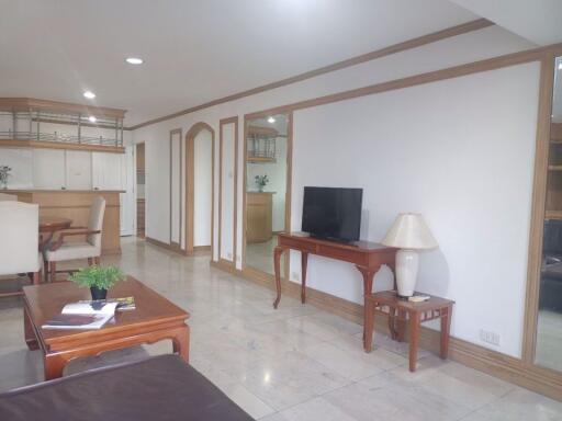 3 bed Condo in The Waterford Park Sukhumvit 53 Khlong Tan Nuea Sub District C018899