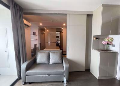 1 bed Condo in Ideo Q Siam - Ratchathewi Thanonphayathai Sub District C018881