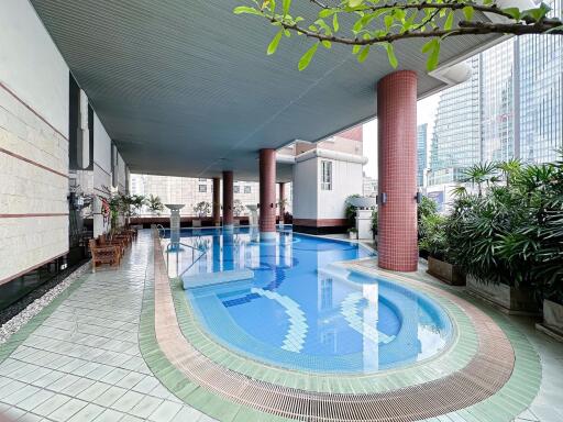 3 bed Penthouse in CitiSmart Sukhumvit 18 Khlongtoei Sub District P018877