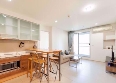 2 bed Condo in Rhythm Sukhumvit Phra Khanong Sub District C018857