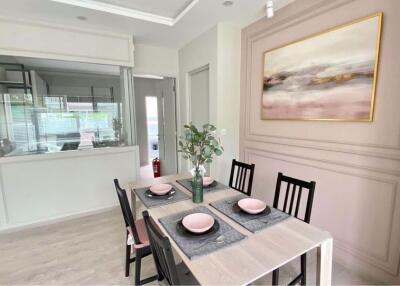 2 bed House in Anya Bangna-Ramkhamhaeng 2 Dokmai Sub District H018854