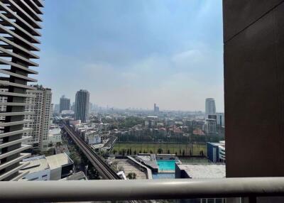 1 bed Condo in The Lofts Ekkamai Phrakhanongnuea Sub District C018836