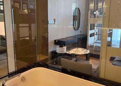 1 bed Condo in Saladaeng One Silom Sub District C018833