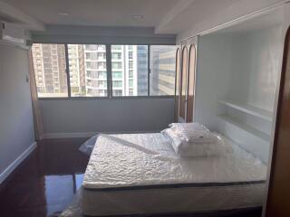 3 bed Condo in Wattana Heights Khlong Toei Nuea Sub District C018829