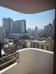 3 bed Condo in Wattana Heights Khlong Toei Nuea Sub District C018829