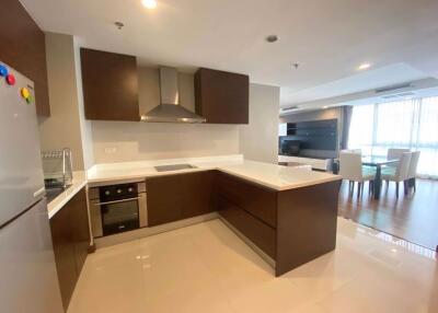 2 bed Condo in The Rajdamri Lumphini Sub District C018826