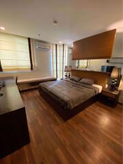 2 bed Condo in The Rajdamri Lumphini Sub District C018826