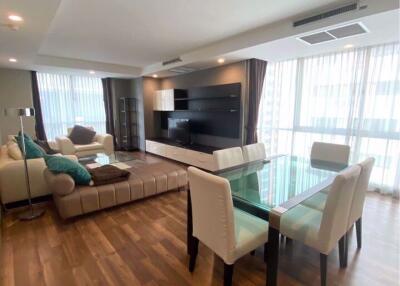 2 bed Condo in The Rajdamri Lumphini Sub District C018826