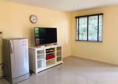 4 bed House Khlong Tan Nuea Sub District H018812