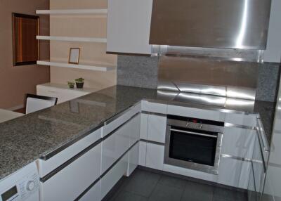 2 bed Condo in The Met Thungmahamek Sub District C018805