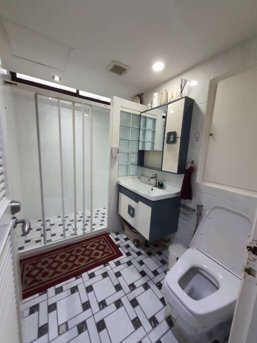 3 ห้องนอน, 2 ห้องน้ำ คอนโด ราคา ฿ 12,900,000