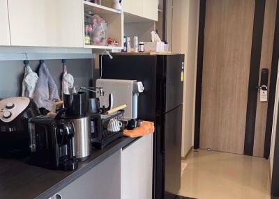 2 bed Condo in OKA HAUS Sukhumvit 36 Khlongtan Sub District C018789