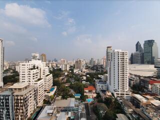 3 bed Condo in Noble BE33 Khlong Tan Nuea Sub District C018780