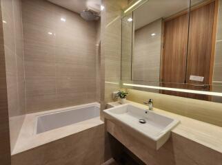 3 bed Condo in Noble BE33 Khlong Tan Nuea Sub District C018780