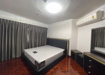 2 bed Condo in Central City East Tower Bang Na Sub District C018776