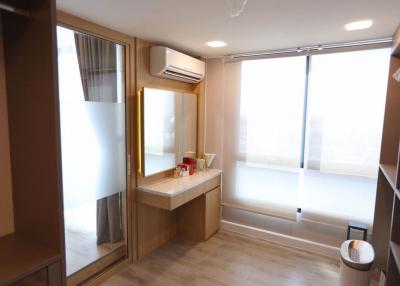 1 bed Duplex in The Sky Sukhumvit Bang Na Sub District D018774