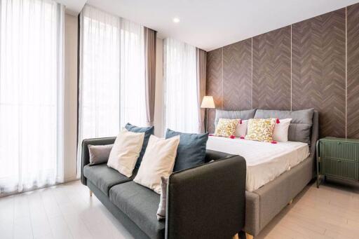 Studio bed Condo in Noble Ploenchit Lumphini Sub District C018768