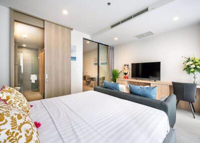 Studio bed Condo in Noble Ploenchit Lumphini Sub District C018768