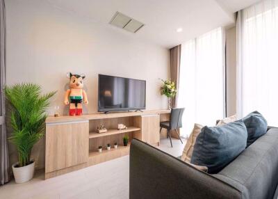 Studio bed Condo in Noble Ploenchit Lumphini Sub District C018768