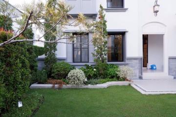 4 bed House in Nantawan Rama 9 - New Krungthepkretha Prawet Sub District H018765