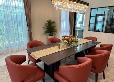 4 bed House in Nantawan Rama 9 - New Krungthepkretha Prawet Sub District H018765