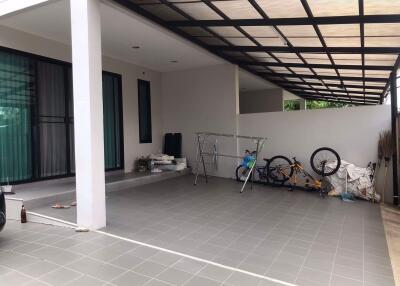 3 bed House Bangchak Sub District H018763