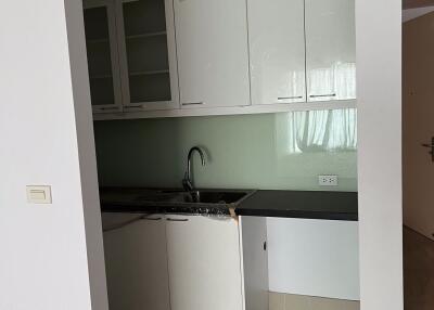 3 bed Condo in My Resort @ River Bangphlat District C018758