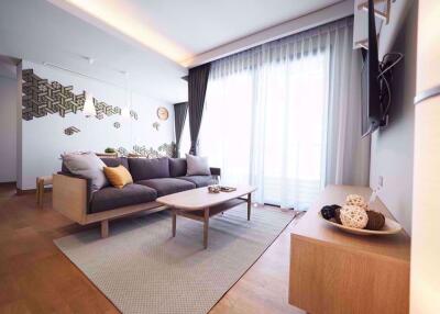 2 bed Condo in The Lumpini 24 Khlongtan Sub District C018740