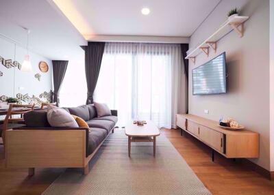 2 bed Condo in The Lumpini 24 Khlongtan Sub District C018740