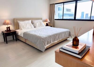 1 bed Condo in Regent Royal Place 2 Lumphini Sub District C018736