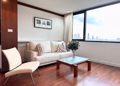 1 bed Condo in Regent Royal Place 1 Lumphini Sub District C018735