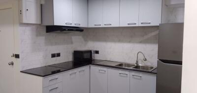 2 bed Condo in President Park Sukhumvit 24 Khlongtan Sub District C018716