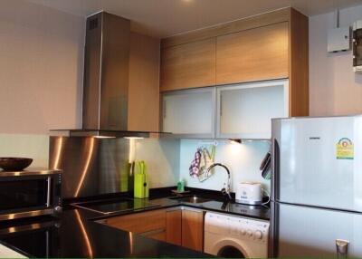 2 bed Condo in Sathorn Gardens Thungmahamek Sub District C018713