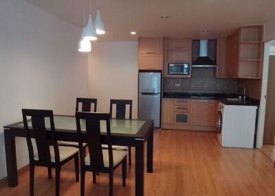 2 bed Condo in Silom Terrace Silom Sub District C018702